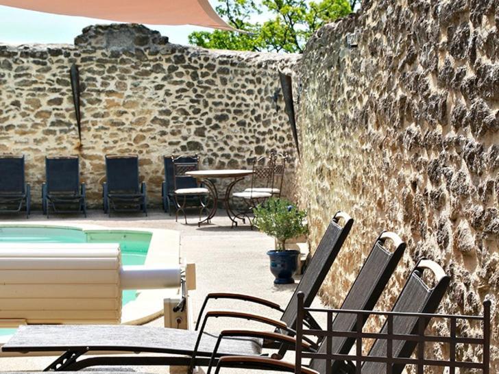 Le Clos De La Tuiliere Grignan Exterior foto